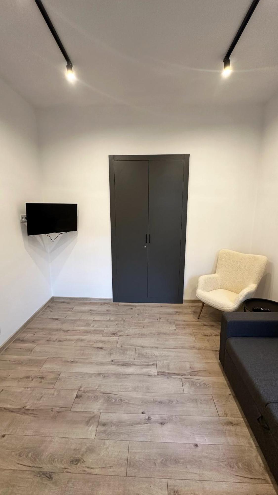Apartment Vip Virmenska Street Lviv Luaran gambar